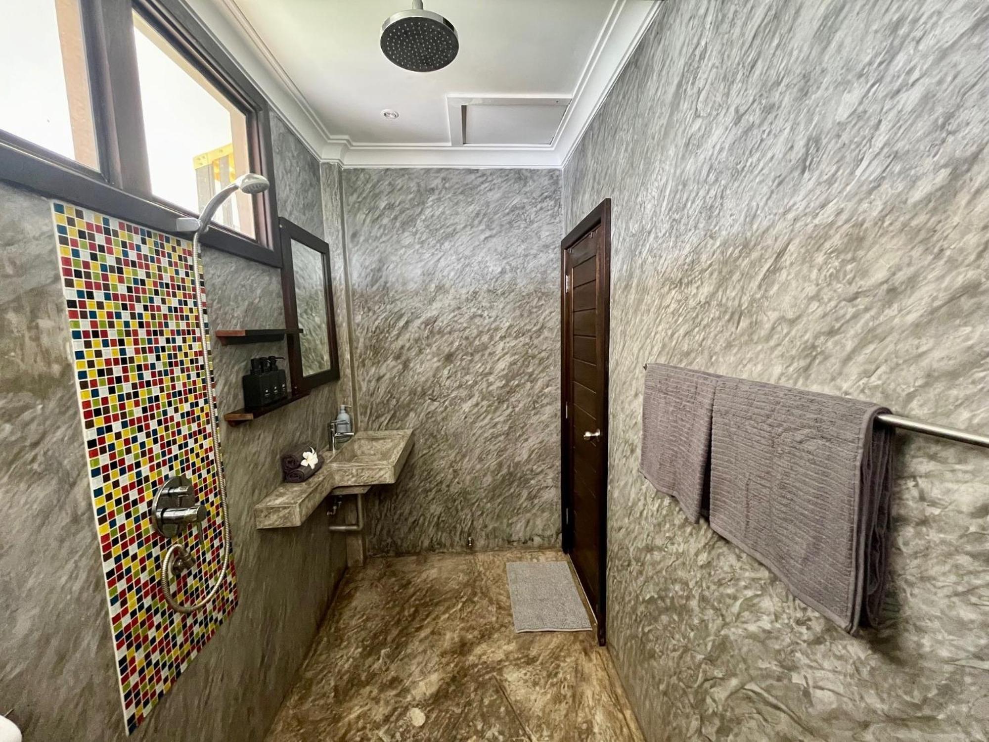 Jitsin Villa Тау Экстерьер фото